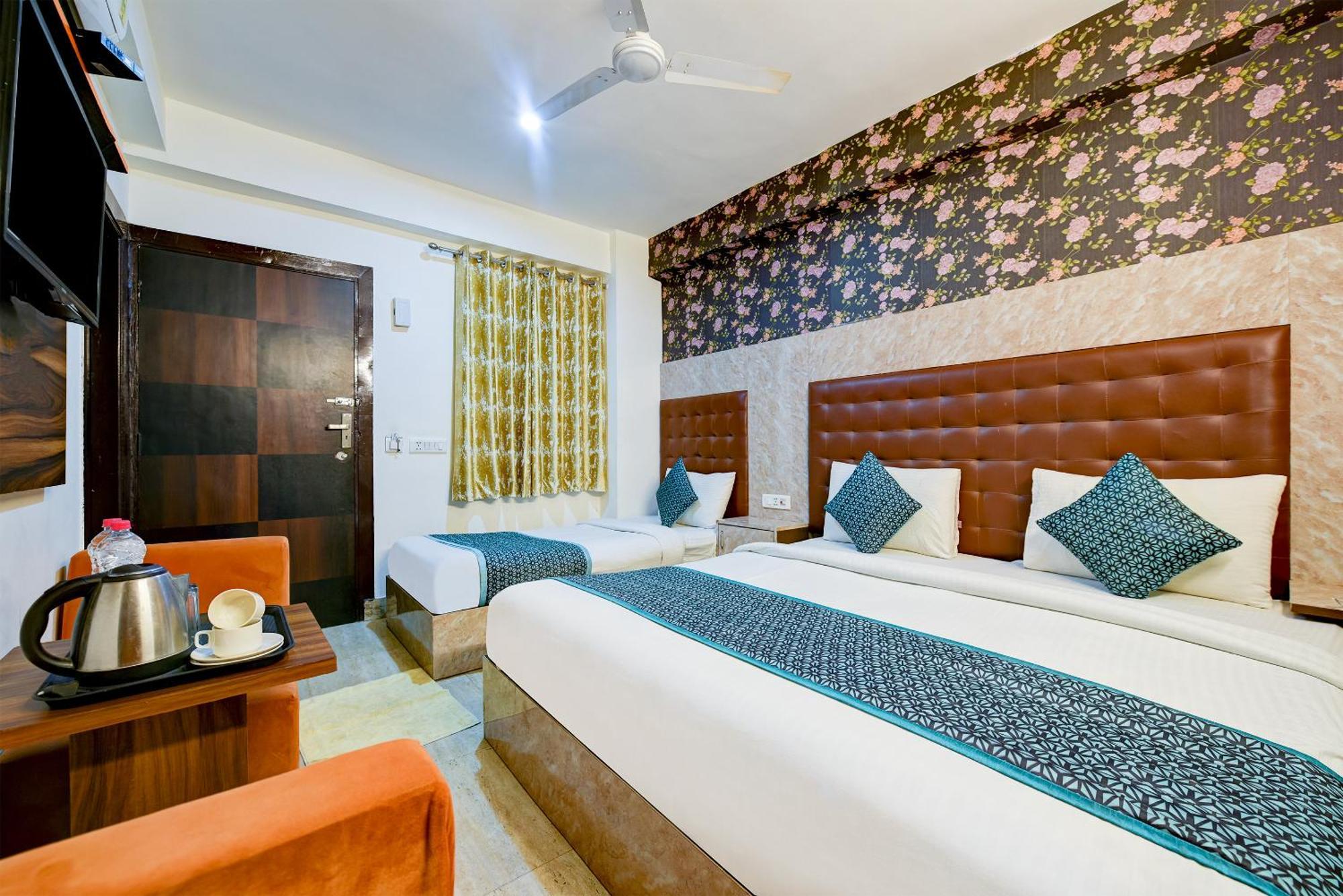 Hotel Square Plaza At Airport New Delhi Extérieur photo