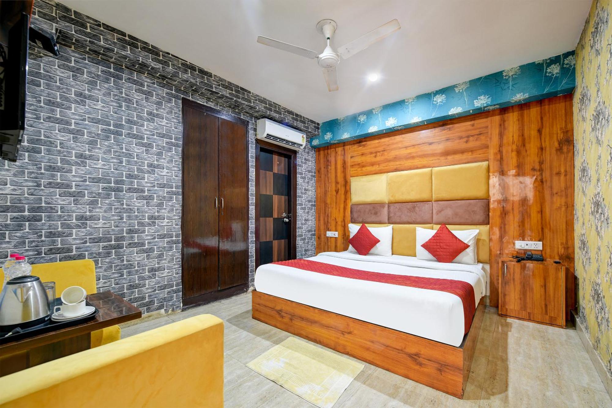 Hotel Square Plaza At Airport New Delhi Extérieur photo