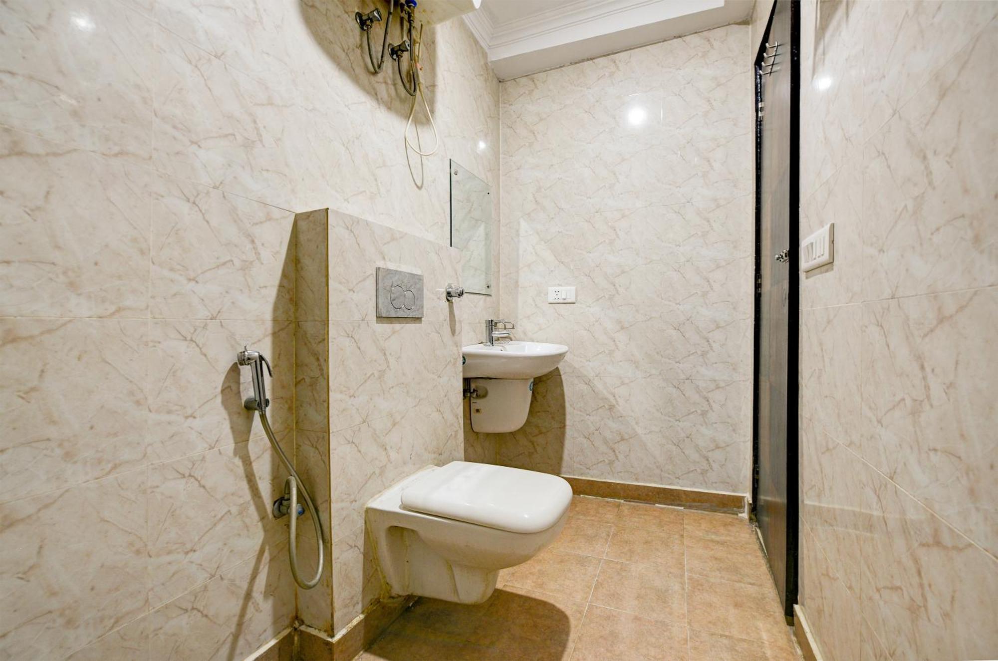 Hotel Square Plaza At Airport New Delhi Extérieur photo